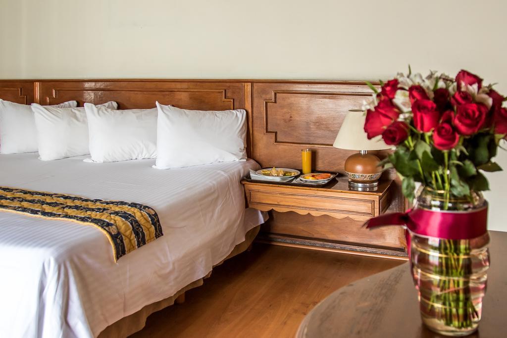 Hotel Posada Vista Bella モレリア エクステリア 写真
